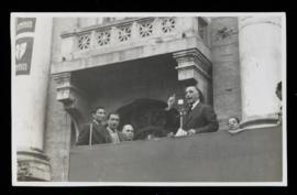 Pierangeli al microfono in Piazza del popolo - [195-?]