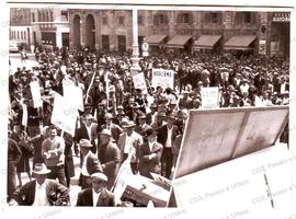 Concentrazione in Piazza del popolo a Pesaro - 1973