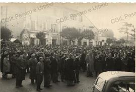 Manifestazione in Piazzale Lazzarini - [195-?]