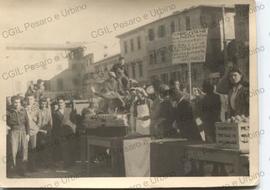 Concentrazione in Piazza del popolo - [1950?]